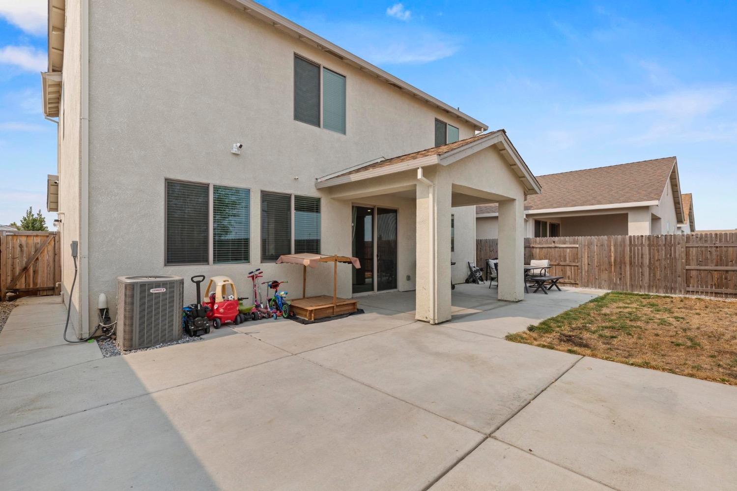 2153 Harvest Street