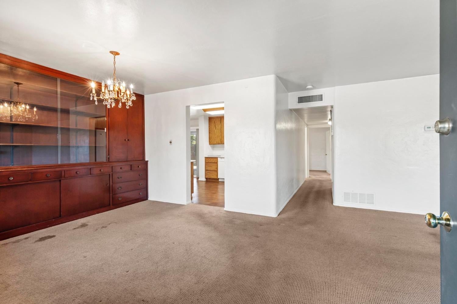 311 E 19th Street