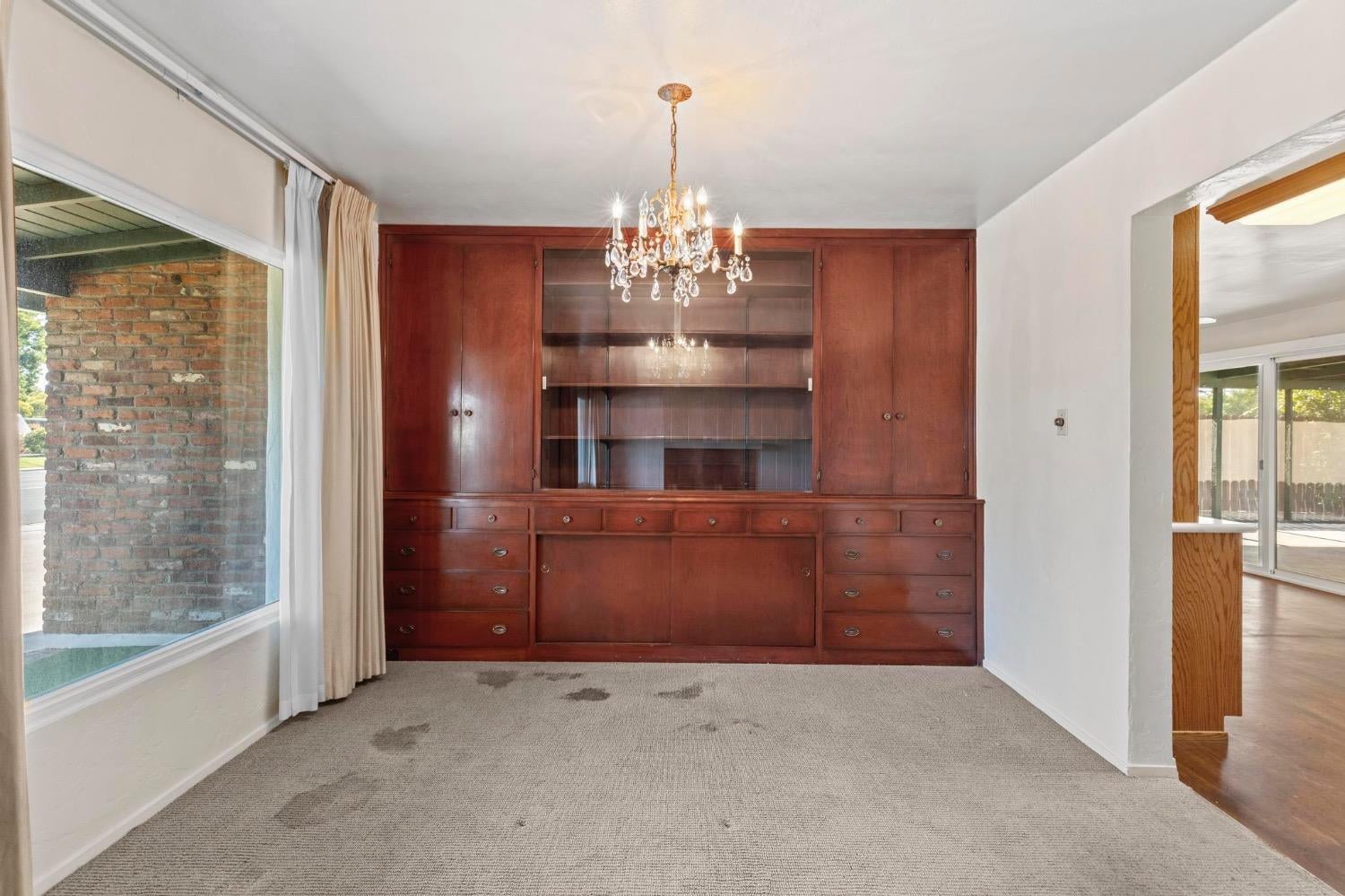 311 E 19th Street