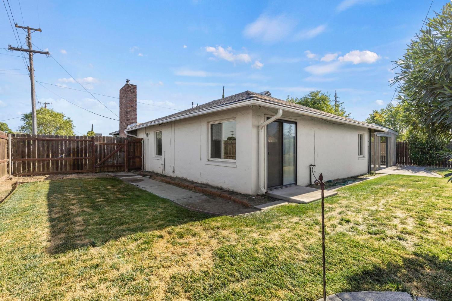 311 E 19th Street