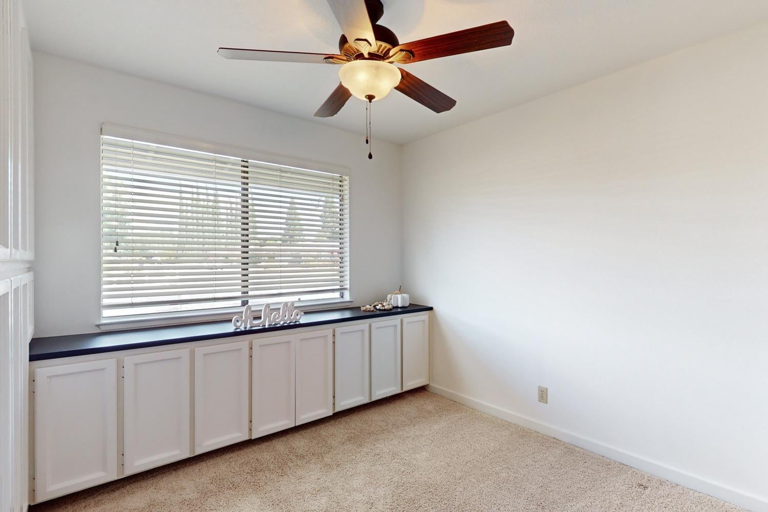 1550 Elizabeth Lane
