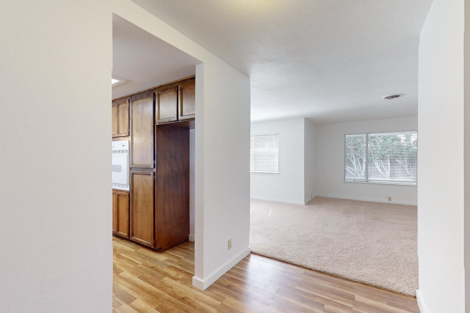 1550 Elizabeth Lane