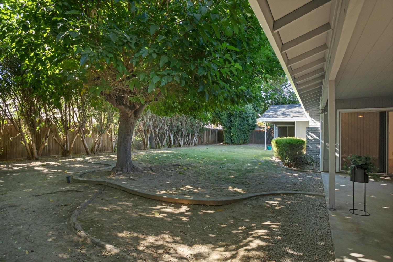 1550 Elizabeth Lane