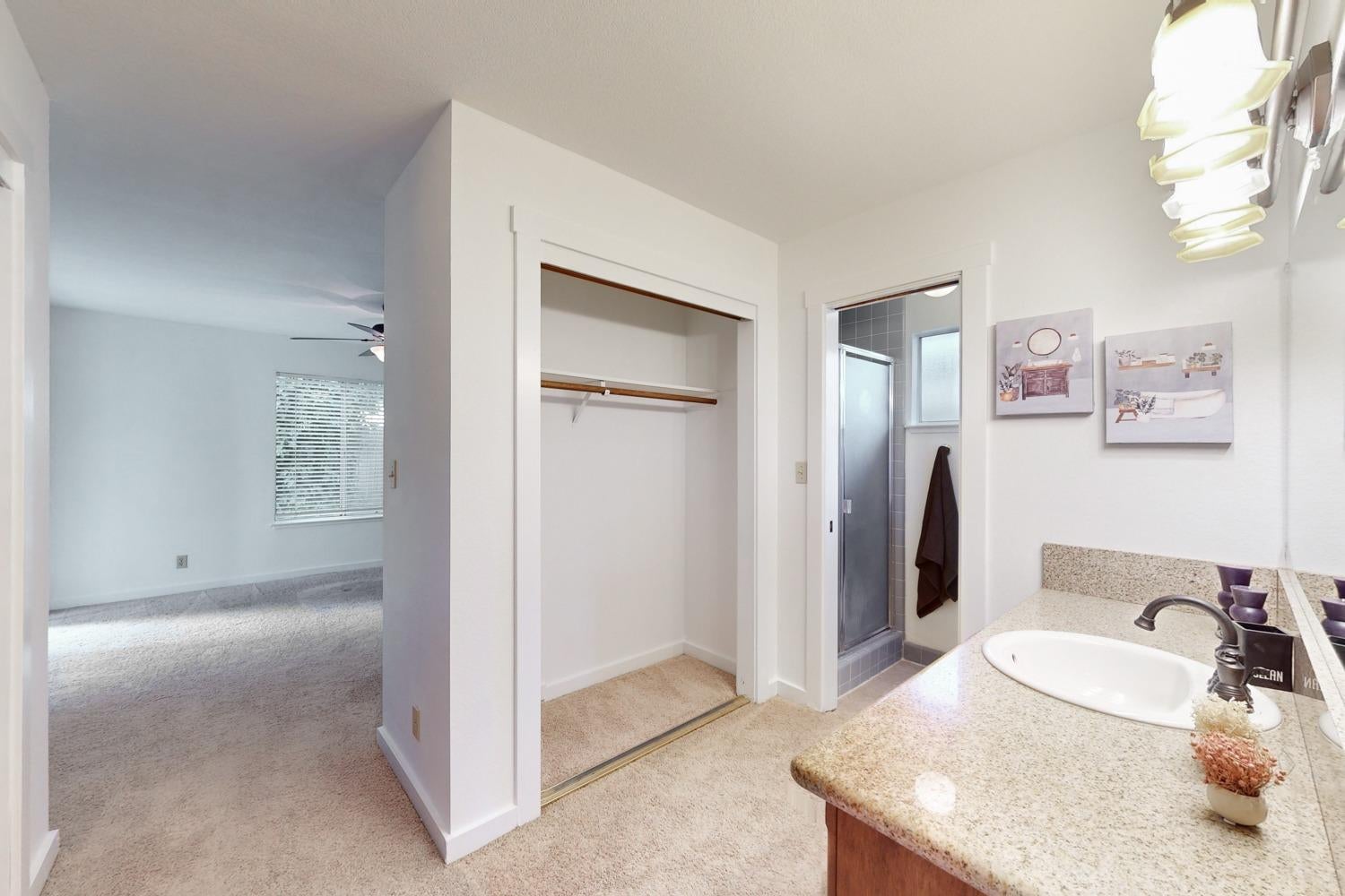 1550 Elizabeth Lane