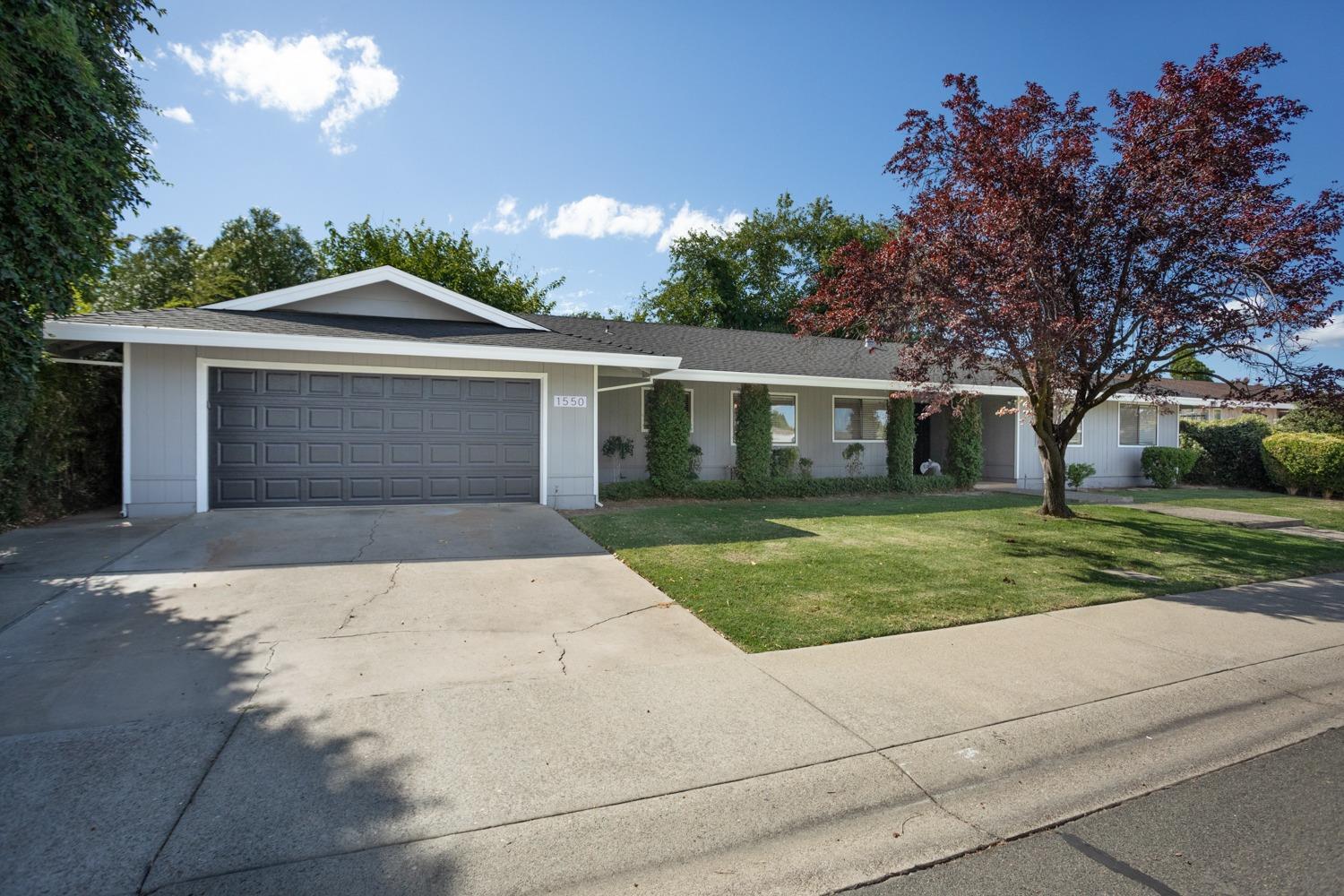 1550 Elizabeth Lane