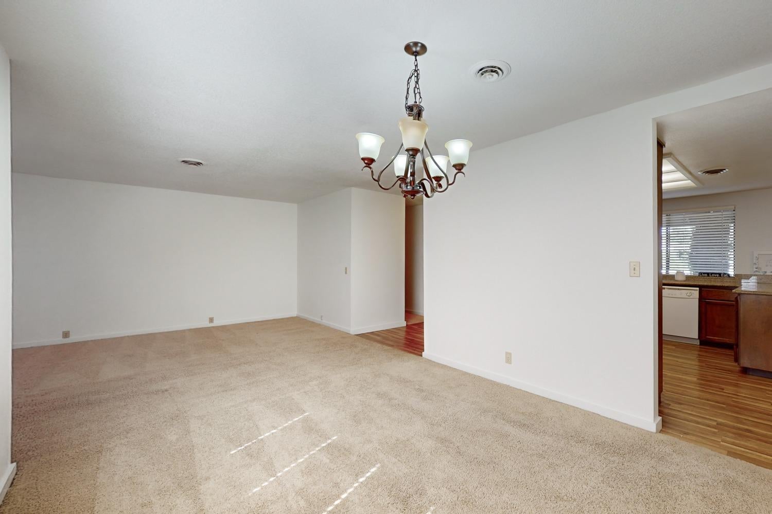 1550 Elizabeth Lane