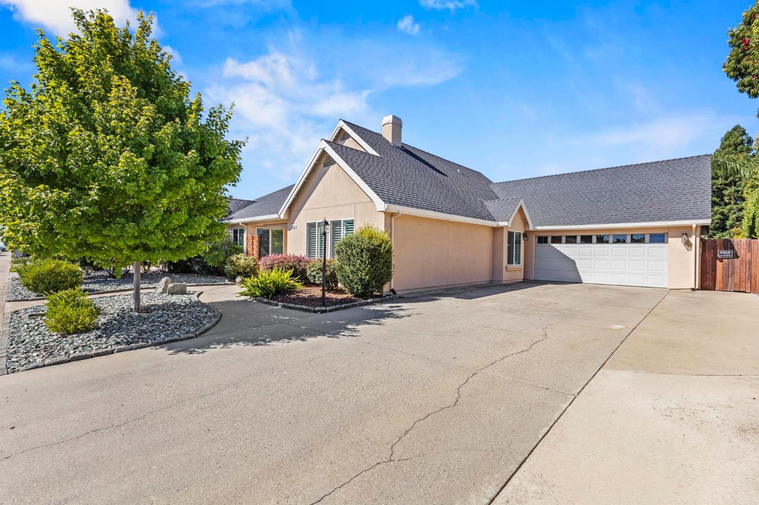 1760 Stabler Lane
