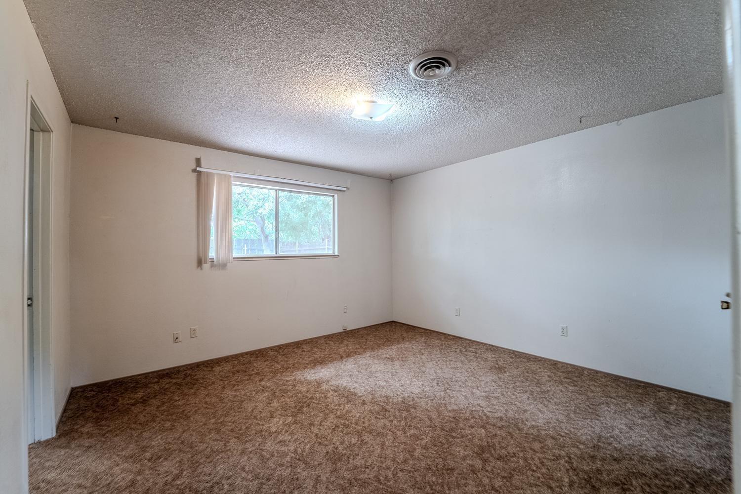 1277 Kimberly Drive