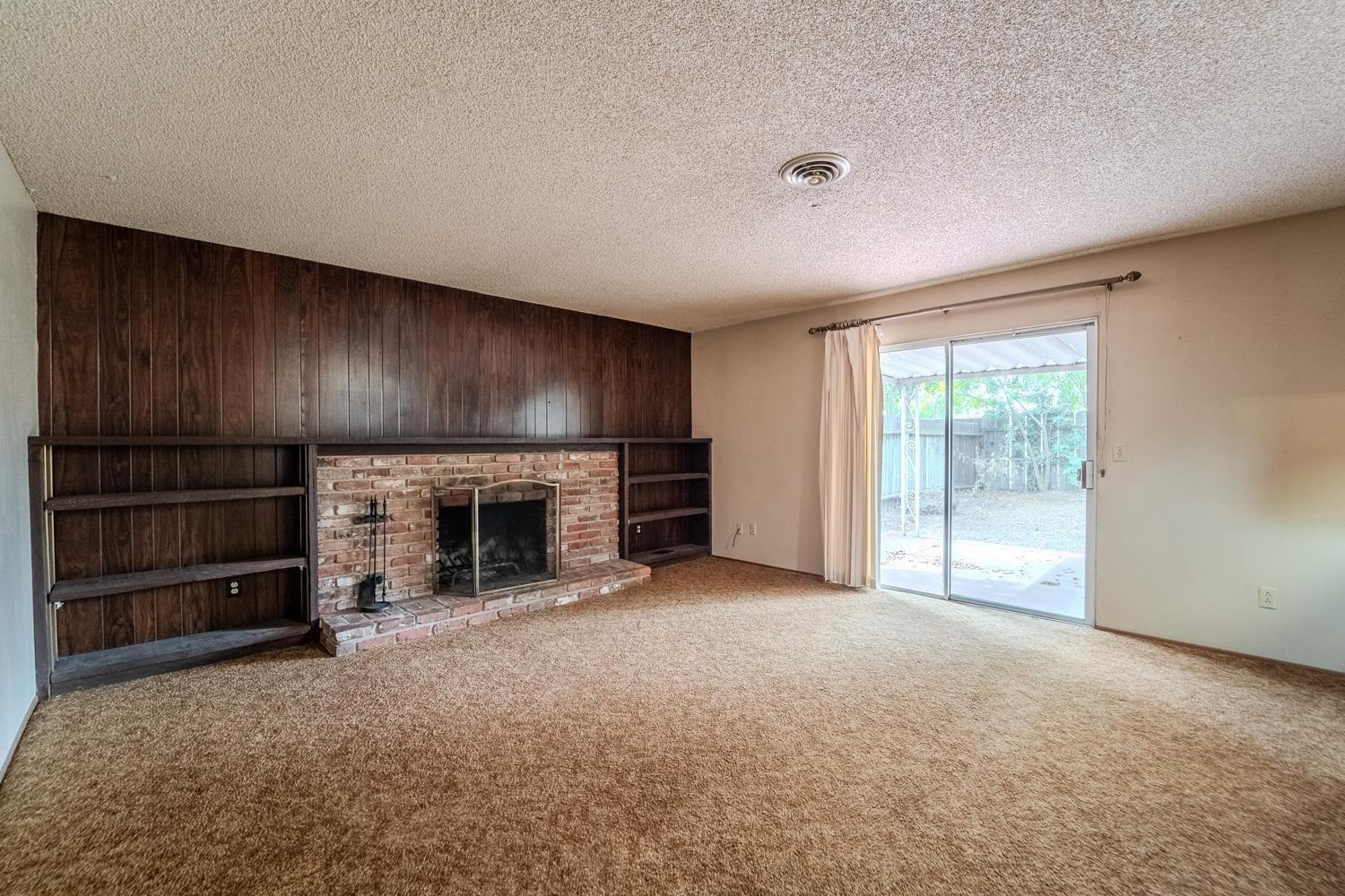 1277 Kimberly Drive
