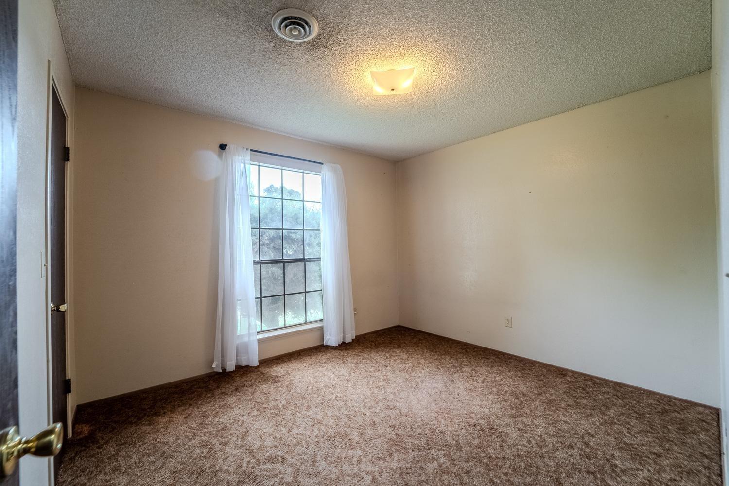 1277 Kimberly Drive