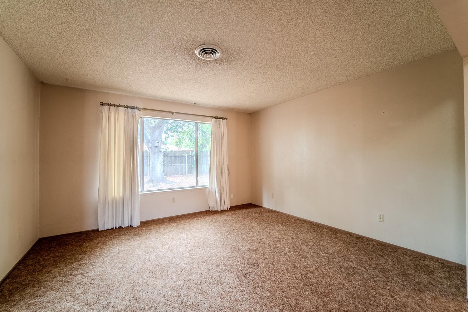 1277 Kimberly Drive