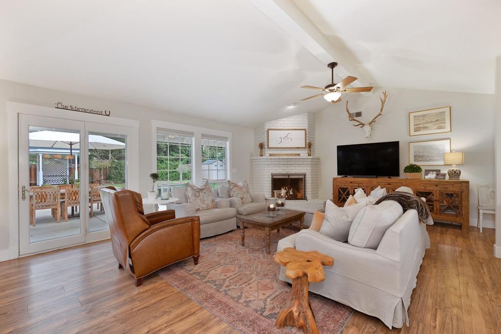 2943 Butte Meadows Court