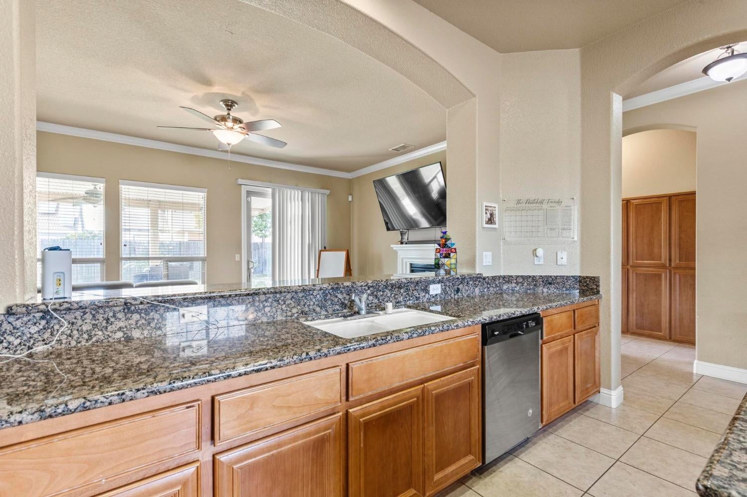 5582 Peach Tree Drive