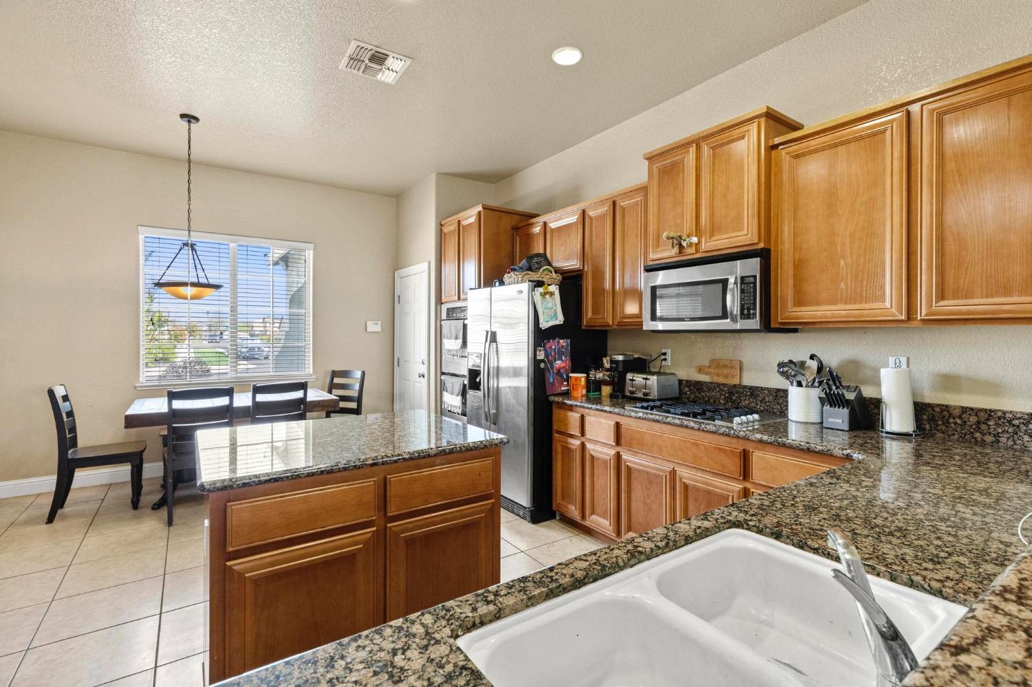 5582 Peach Tree Drive
