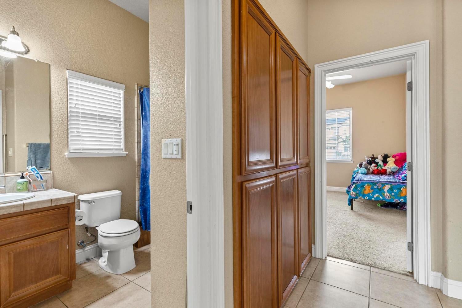 5582 Peach Tree Drive
