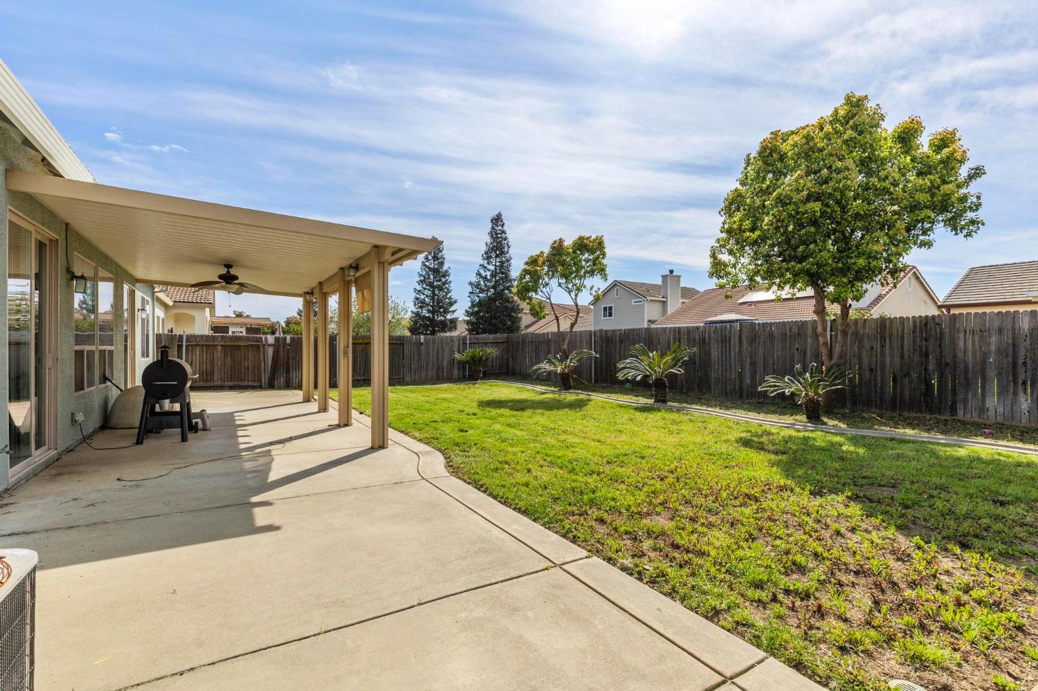 5582 Peach Tree Drive