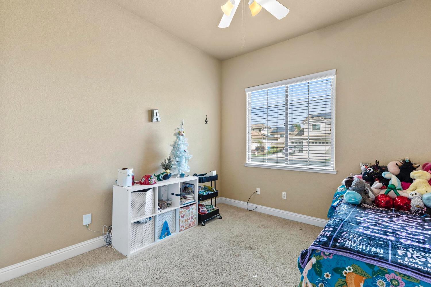 5582 Peach Tree Drive