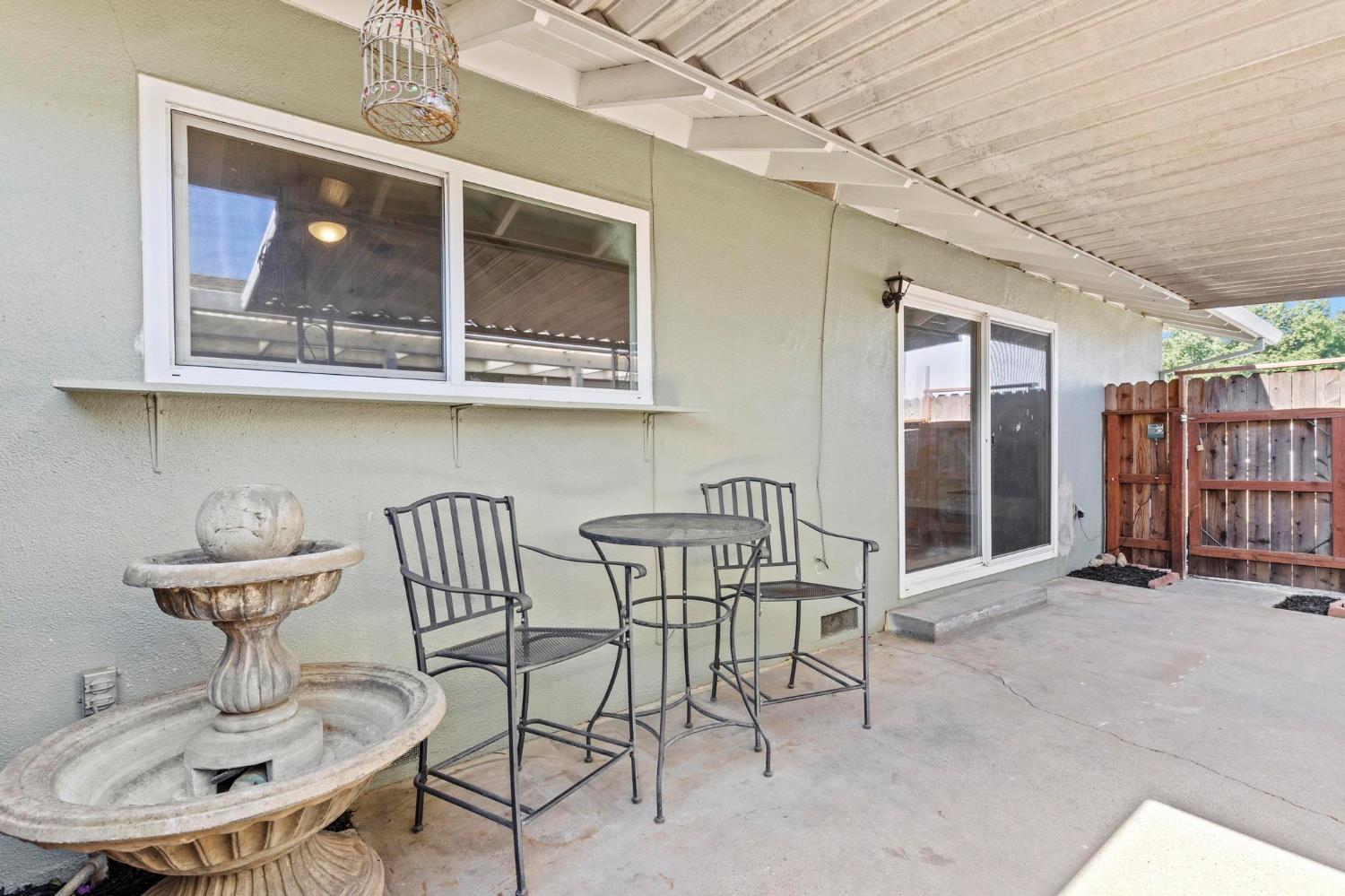 1713 Ramirez Street 11
