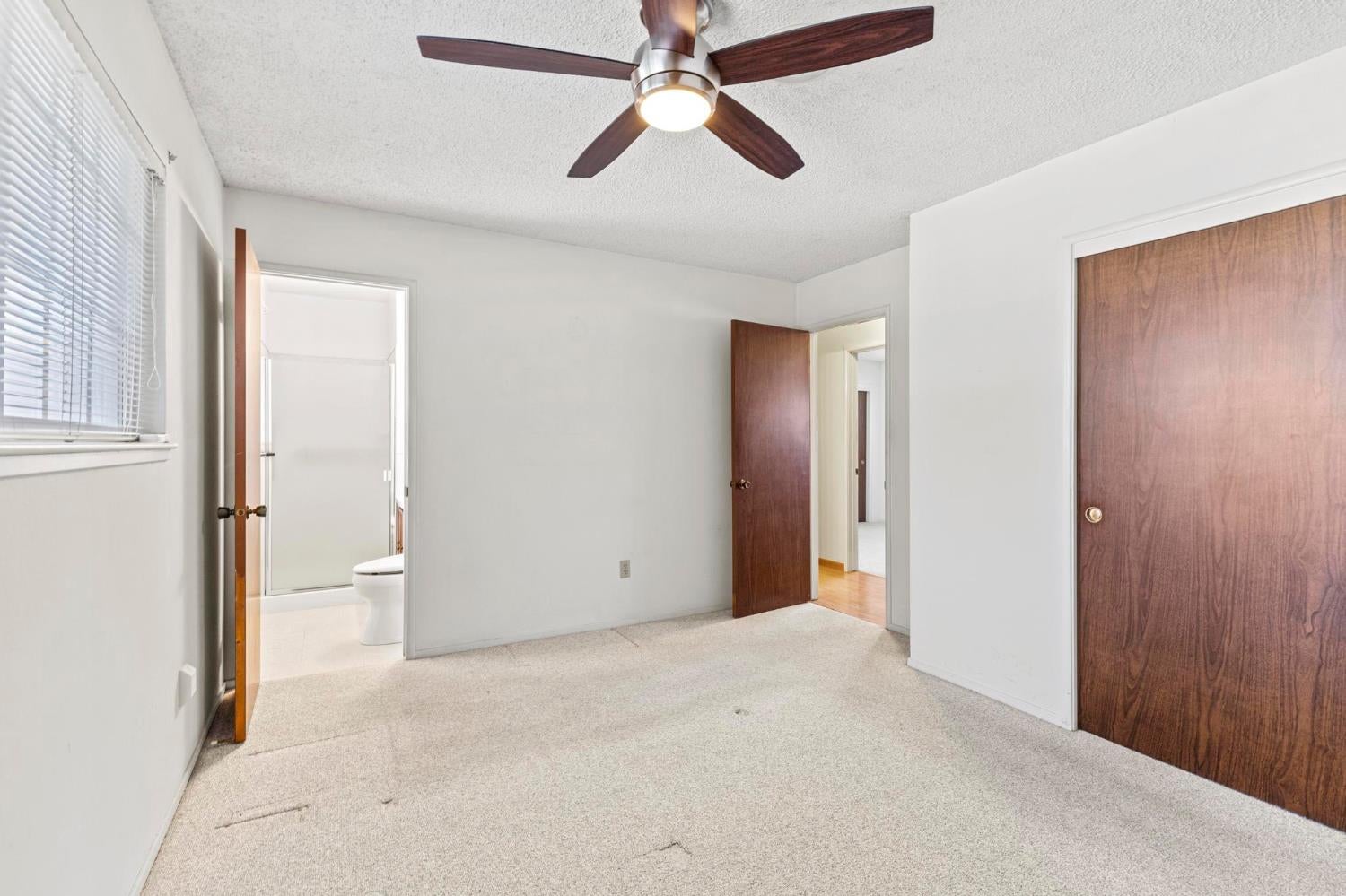 1785 Ash Way