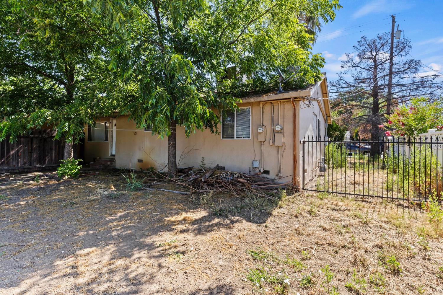 386 N Barrett Road