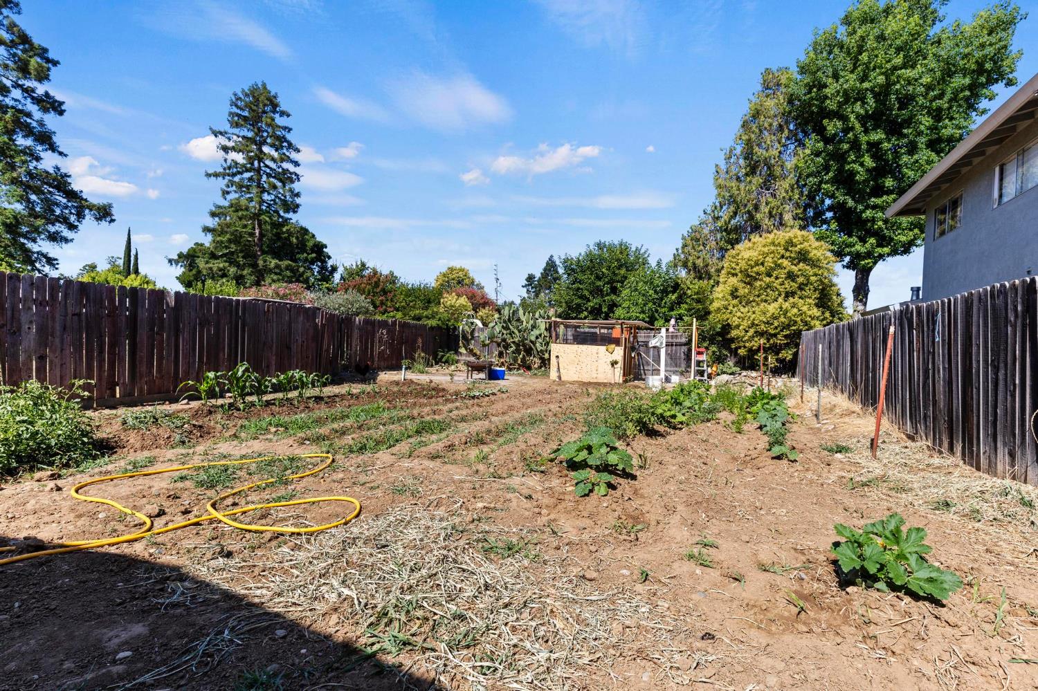 386 N Barrett Road