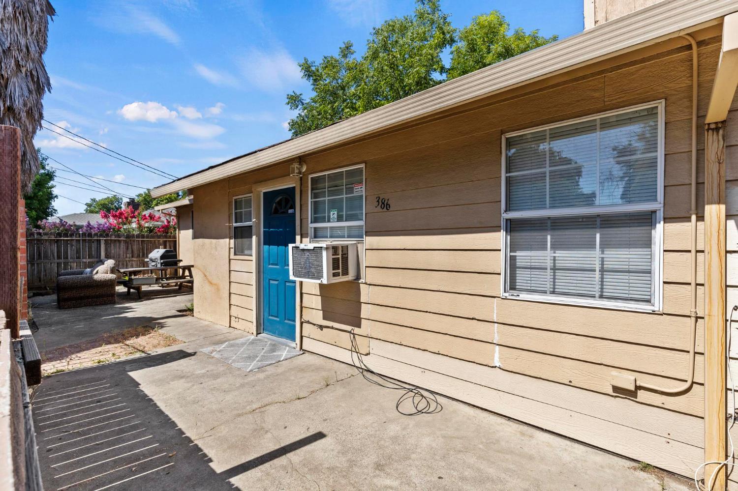 386 N Barrett Road