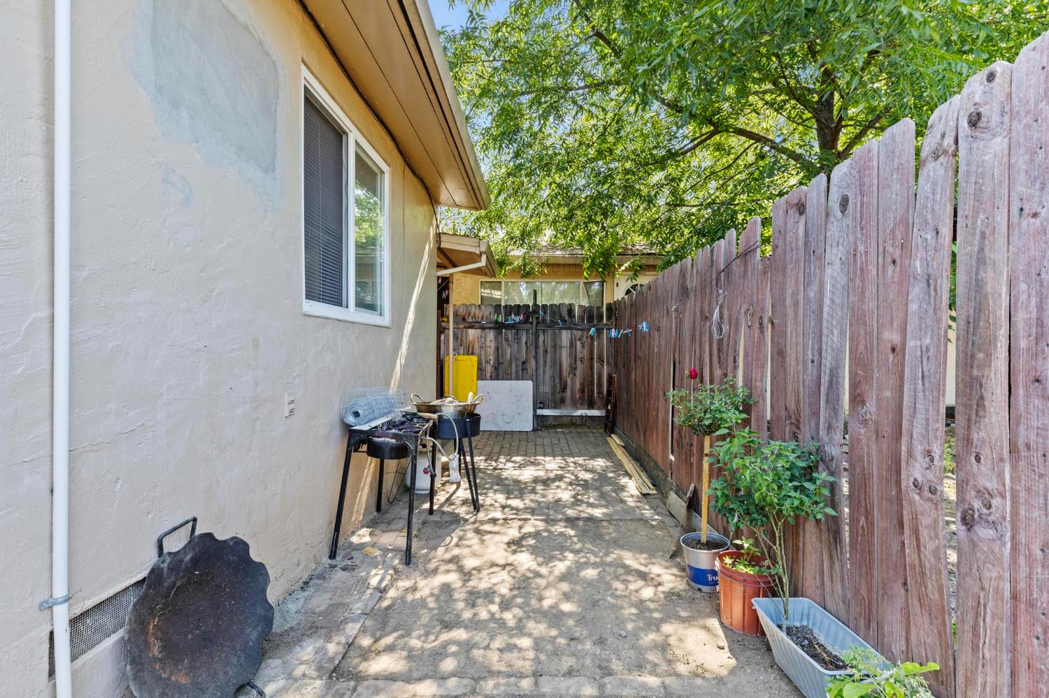 386 N Barrett Road