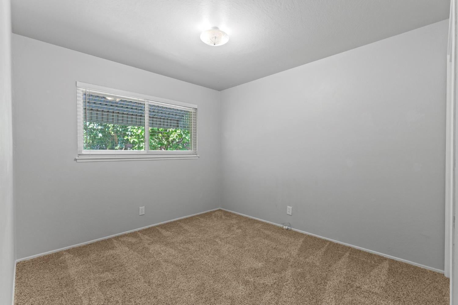 1186 Maple Avenue