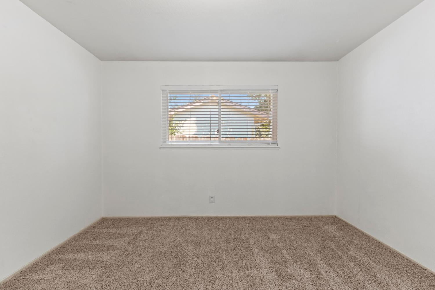 1186 Maple Avenue