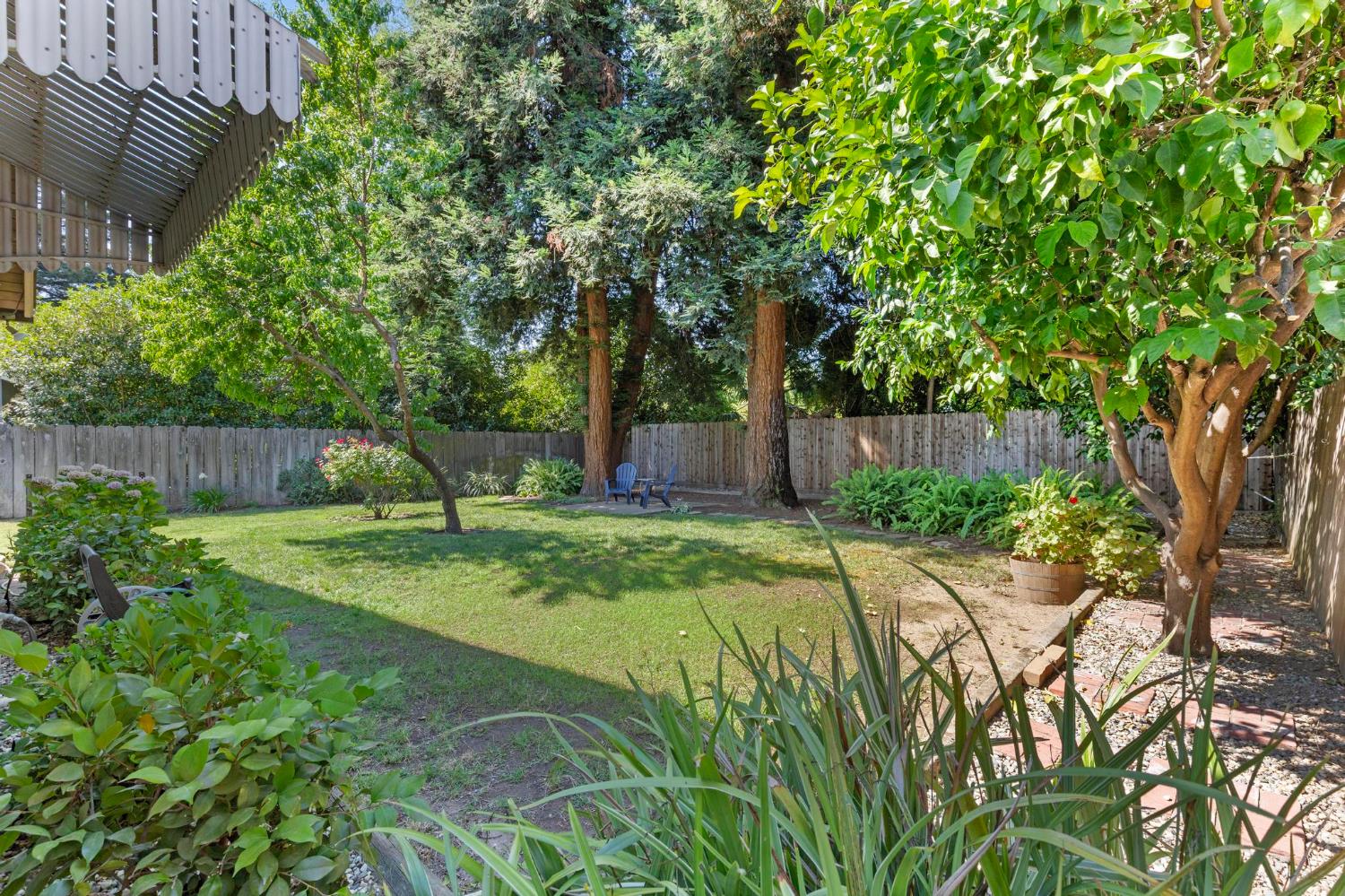 1186 Maple Avenue