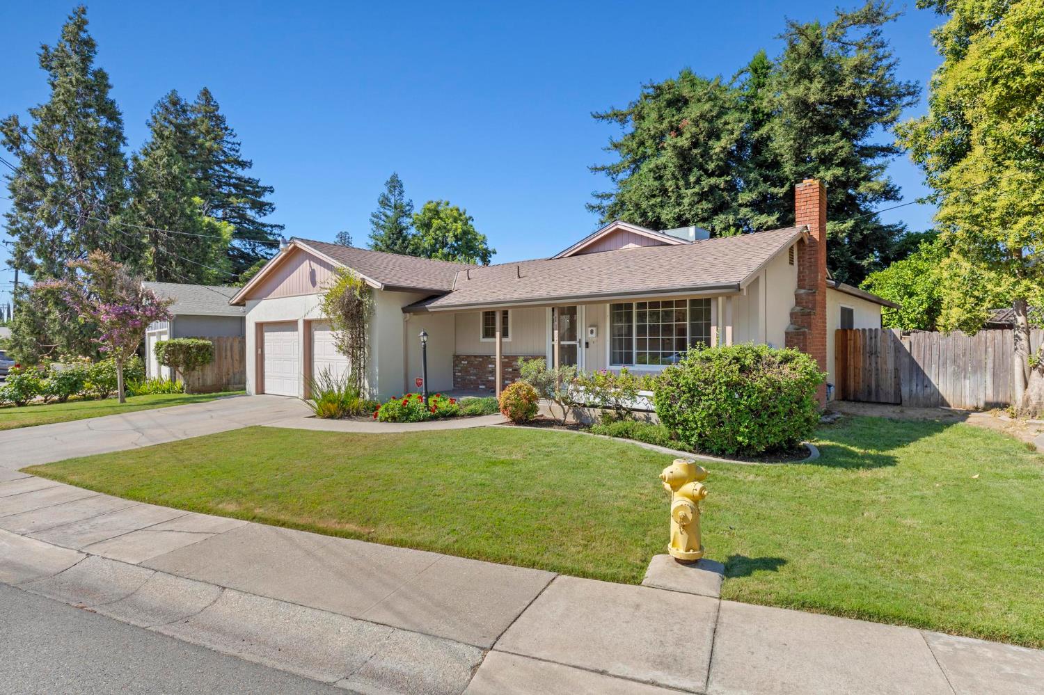 1186 Maple Avenue