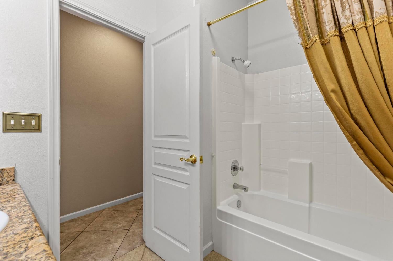 1187 Judi Court