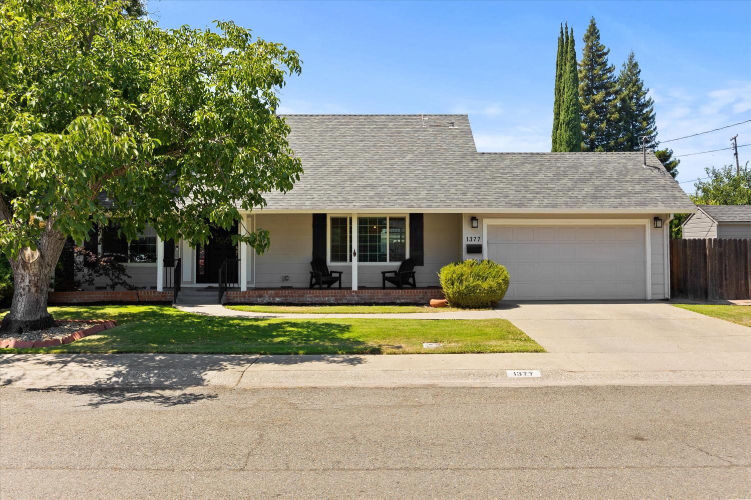 1377 Geneva Avenue