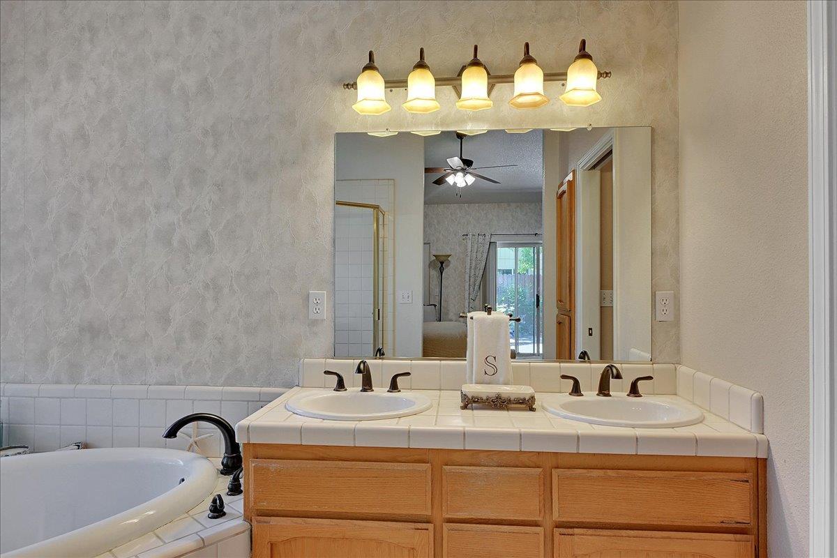 1524 Spyglass Drive