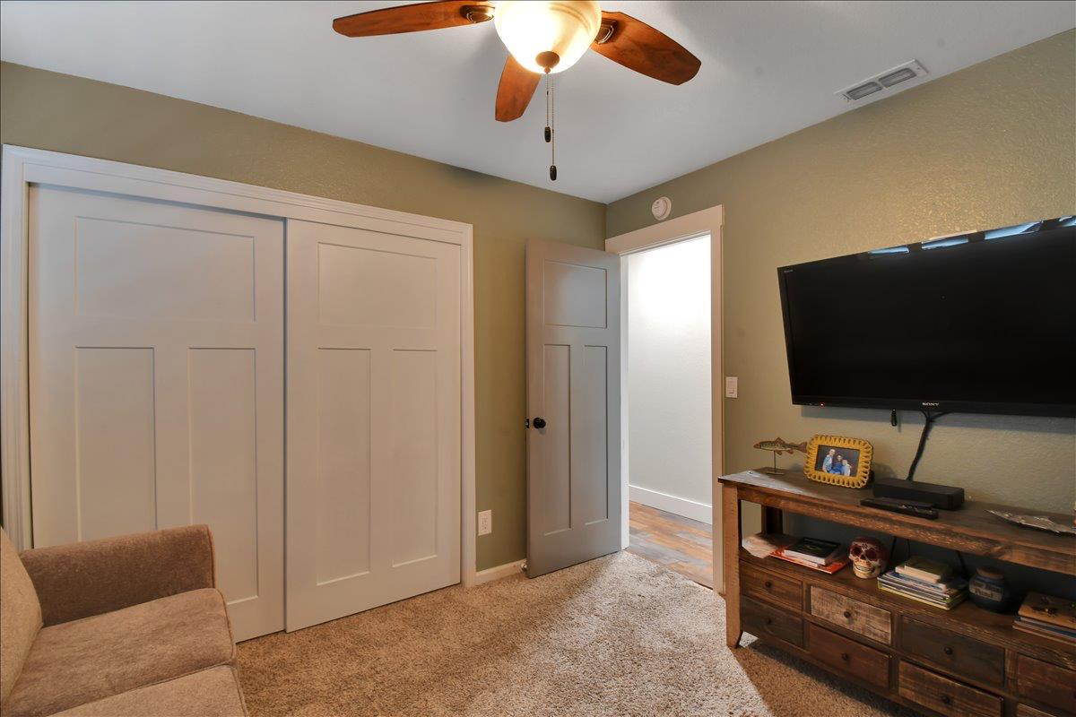 1620 Elizabeth Lane