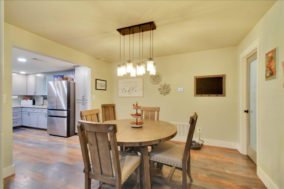 1620 Elizabeth Lane