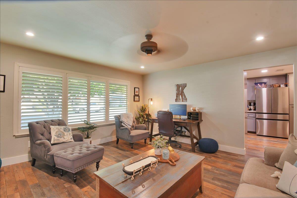 1620 Elizabeth Lane