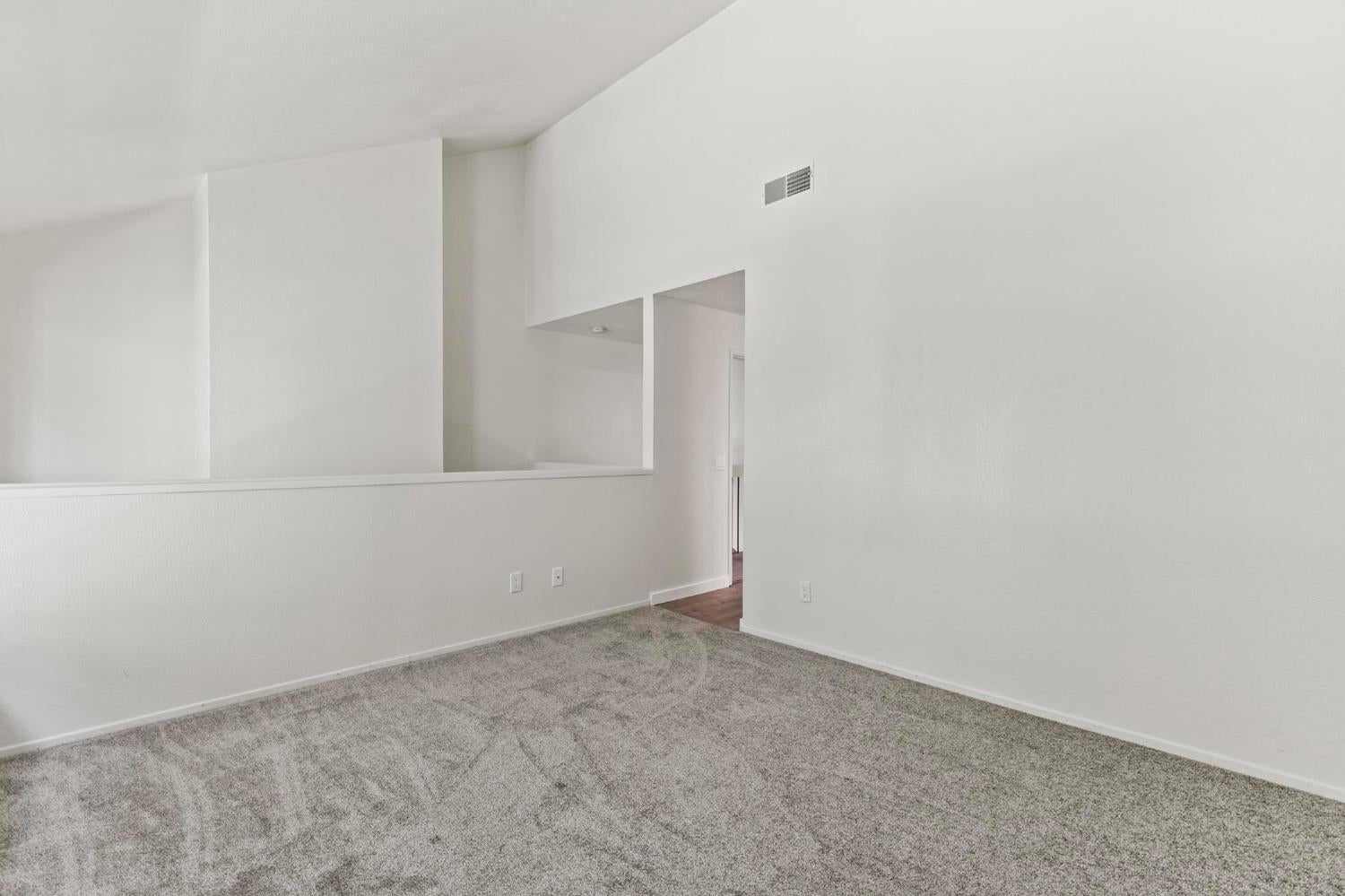 750 Lincoln Road 82