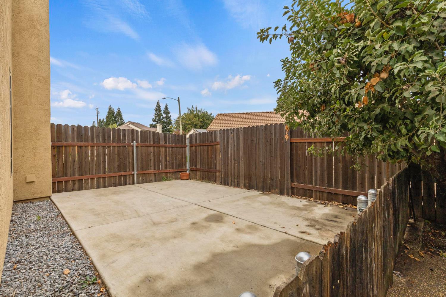 2441 Dove Court