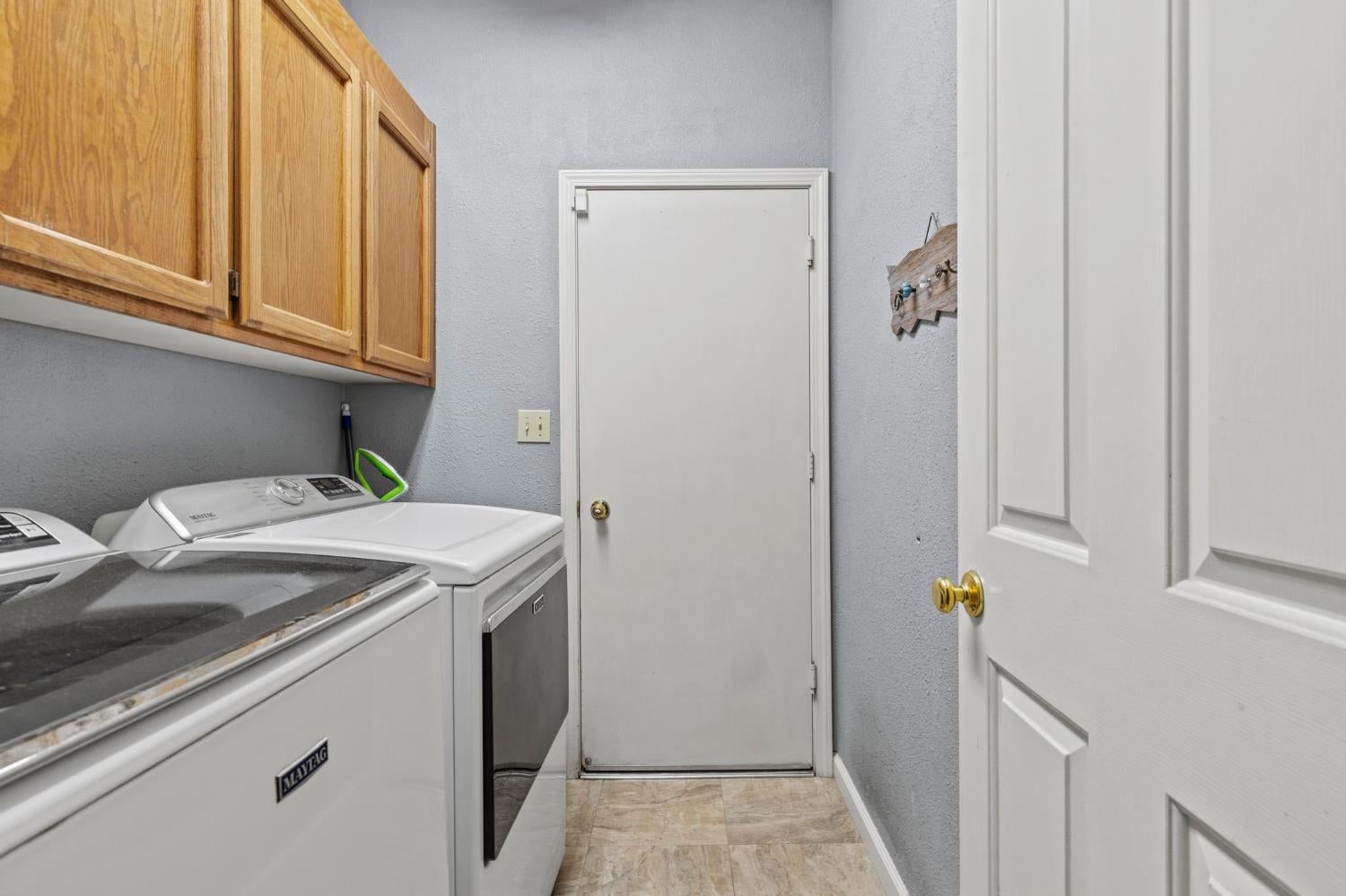 2441 Dove Court