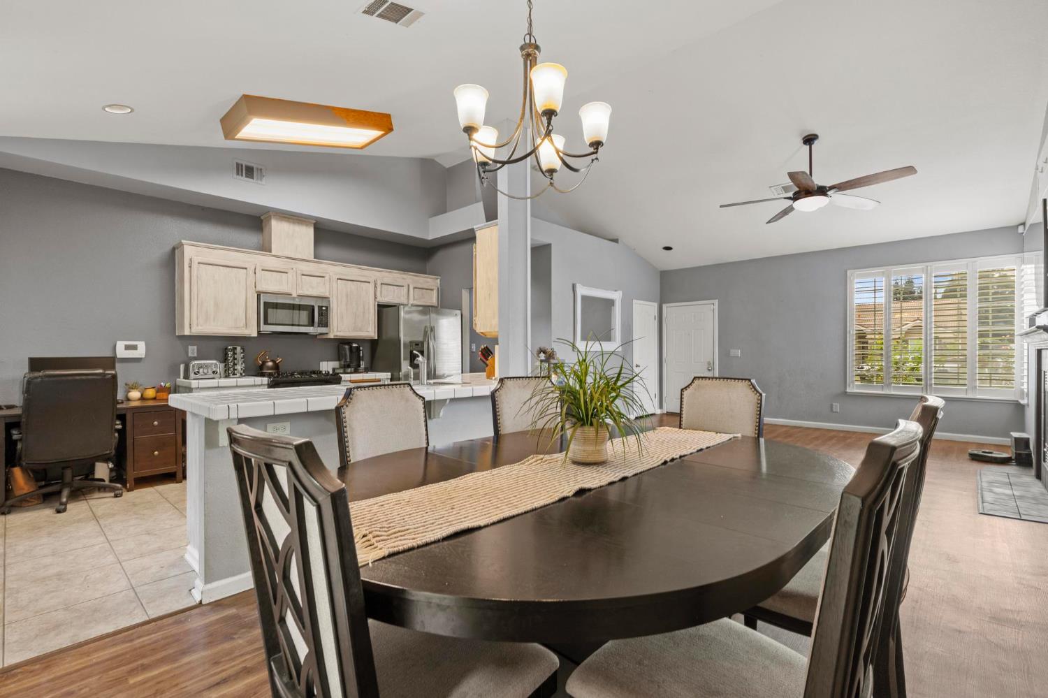 2441 Dove Court
