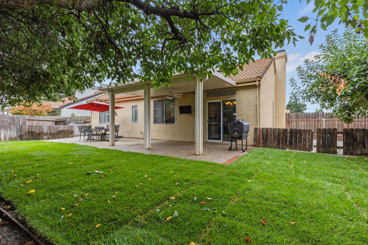 2441 Dove Court
