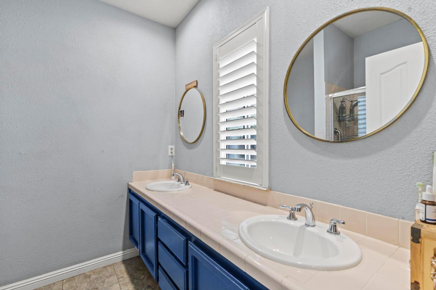 2441 Dove Court