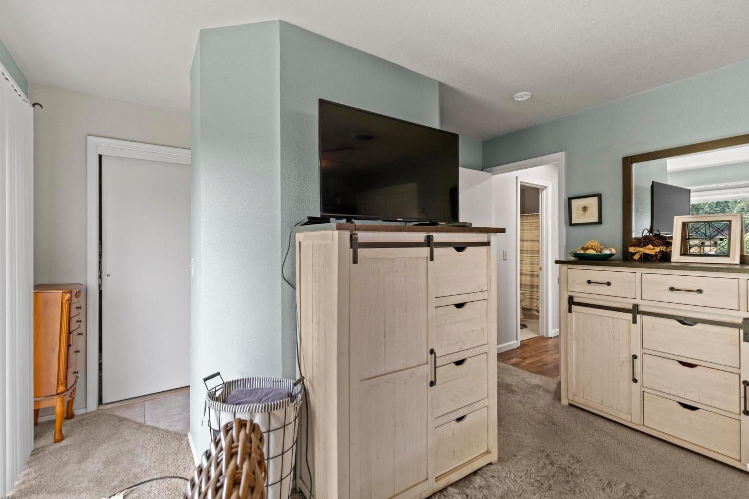 1779 Tamarack Drive