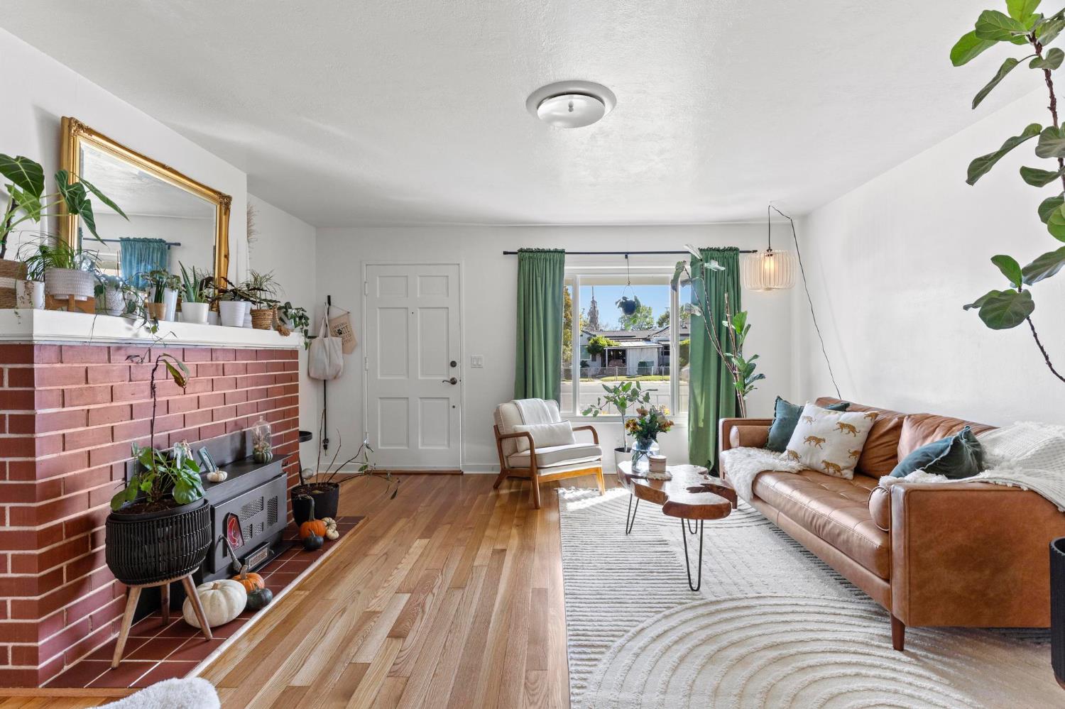 109 E 13th Street