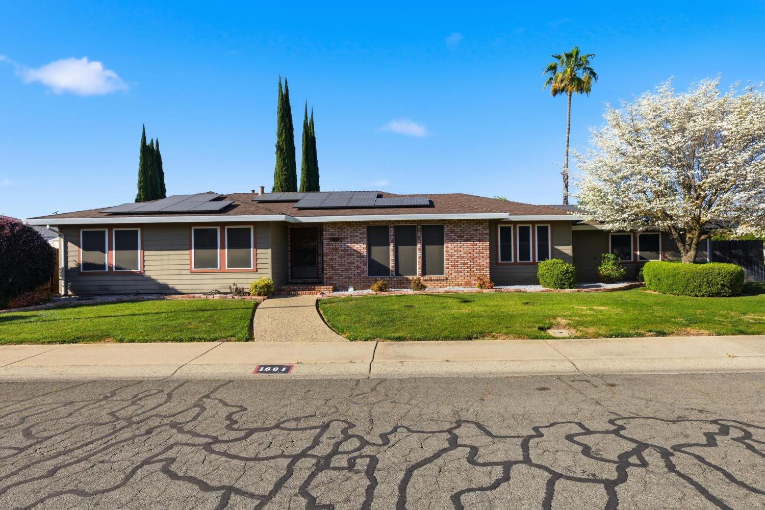 1601 Sharon Drive