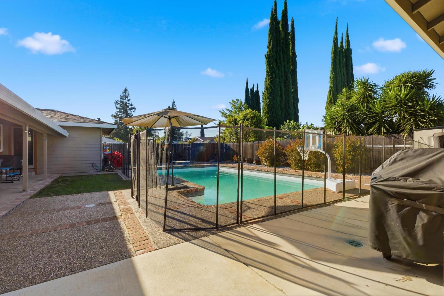 1601 Sharon Drive
