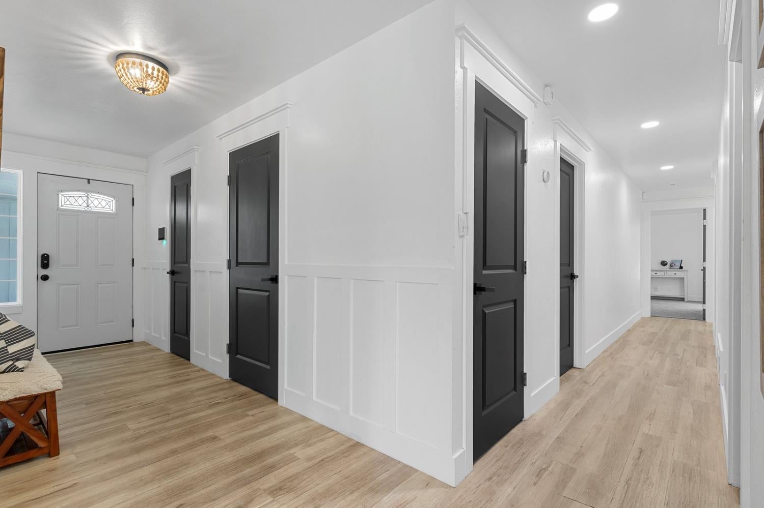 528 Queensbury Way