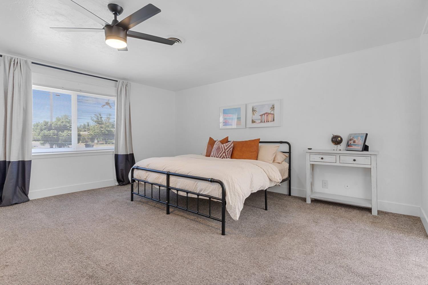 528 Queensbury Way