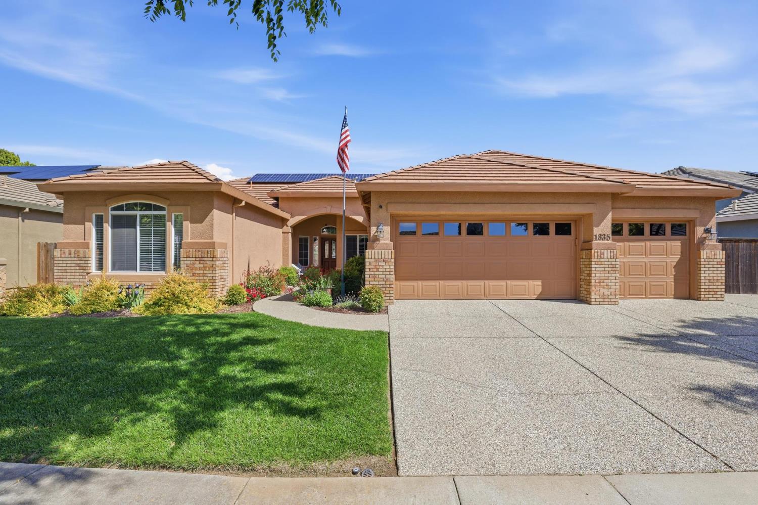 1835 Chloe Court